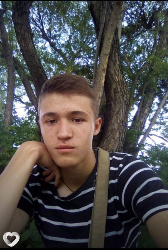 Максим, 22, Омске — анкета №3721709