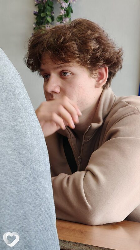 Алексей, 19, Красноярске — анкета №3721020