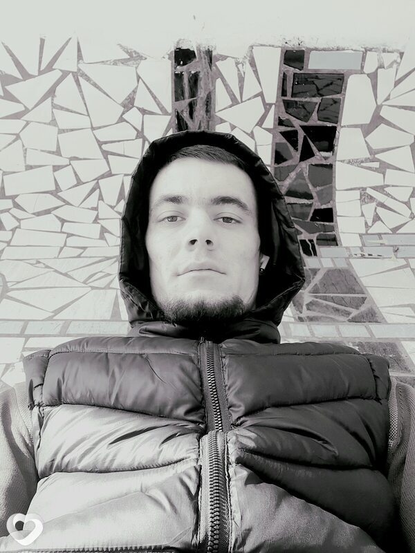Ян, 23, Адлер — анкета №3721332