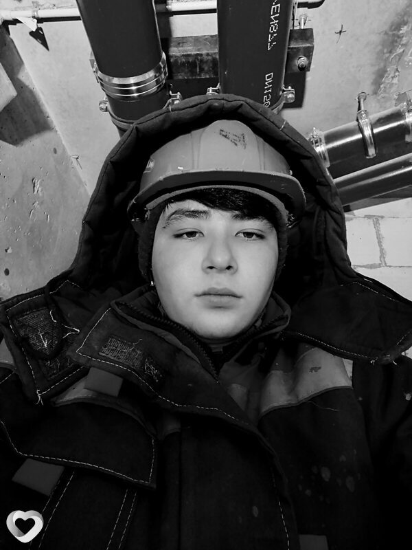 Eldiyor, 18, Москве — анкета №3721825