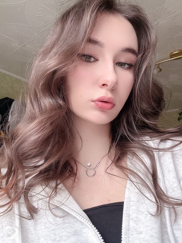 Арина, 21, Владивостоке — анкета №3730225