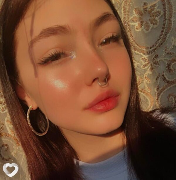 Елизавета, 18, Артеме — анкета №3722678