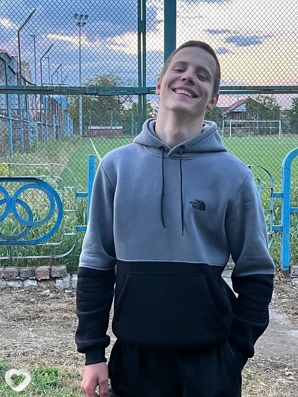 Rostik, 20, Николаеве — анкета №3722657