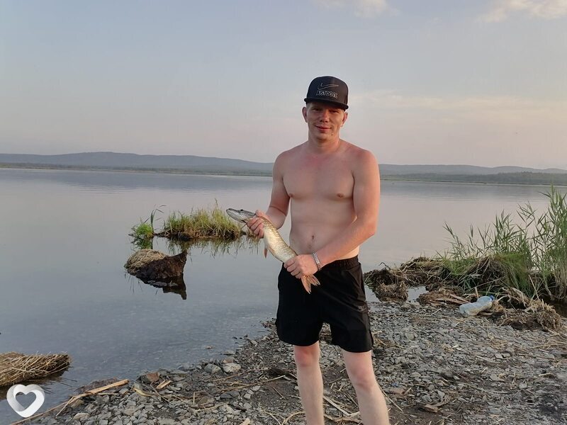 Олег, 25, Междуреченске — анкета №3723226