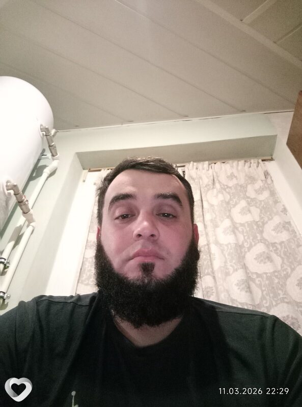 Алишер, 36, Алуште — анкета №3723429