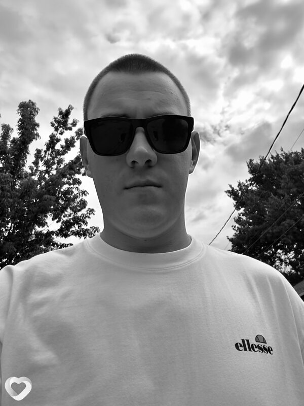 Данила, 23, Саратове — анкета №3724437