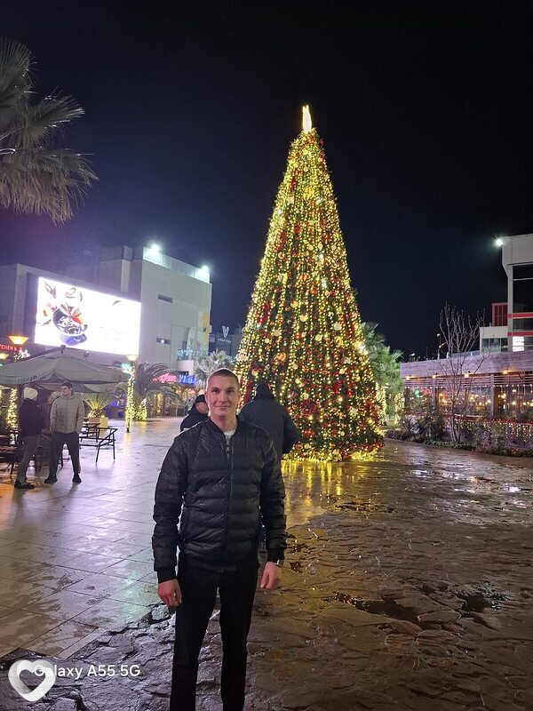 Иван, 22, Адлер — анкета №3724478