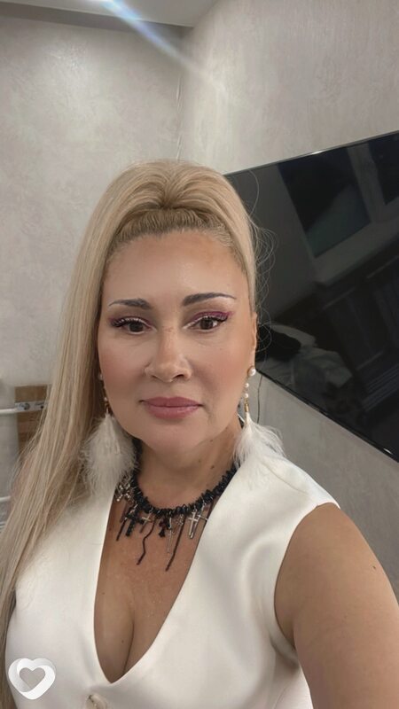 Оксана, Муравленко