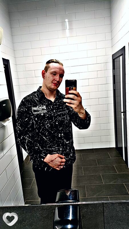Лев, 24, Санкт-Петербурге — анкета №3724935