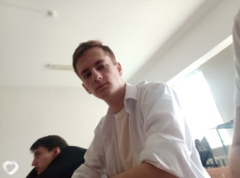 Артёмка, 20, Челябинске — анкета №3725037