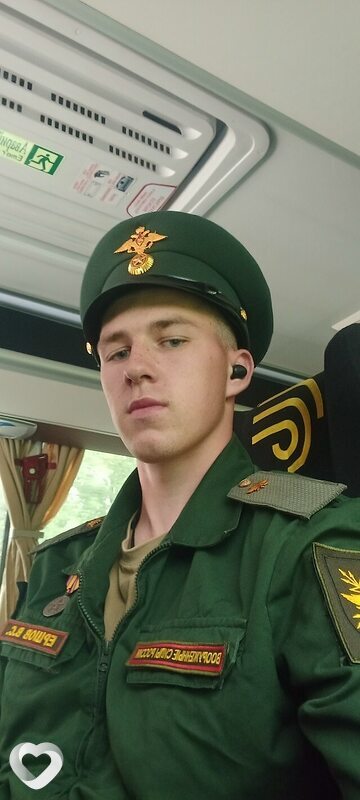 Виктор, 21, Брянске — анкета №3725850