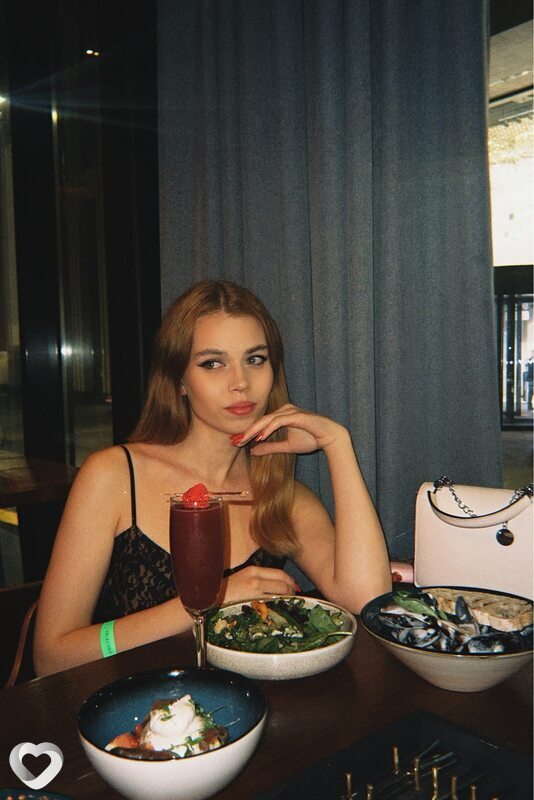 Василиса, 19, Москве — анкета №3725764