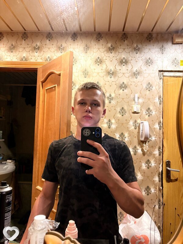 Vlad, 18, Москве — анкета №3726681