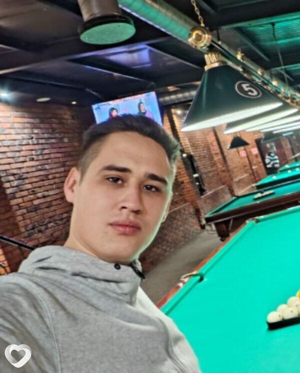 Виктор, 26, Магадане — анкета №3727632