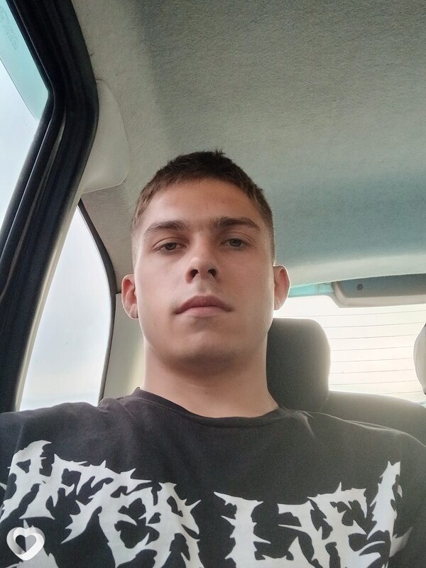 Дмитрий, 20, Ялте — анкета №3727917