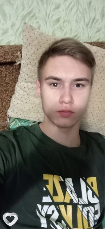 Anton, 20, Пятигорске — анкета №3728110