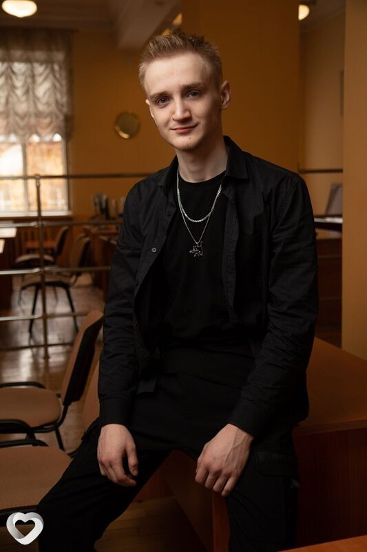 Влад, 22, Екатеринбурге — анкета №3728126
