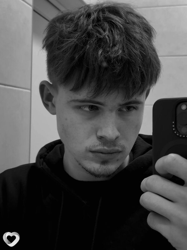 Николай, 19, Красноярске — анкета №3729465