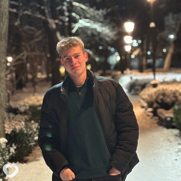 Максим, 18, Владикавказе — анкета №3729579
