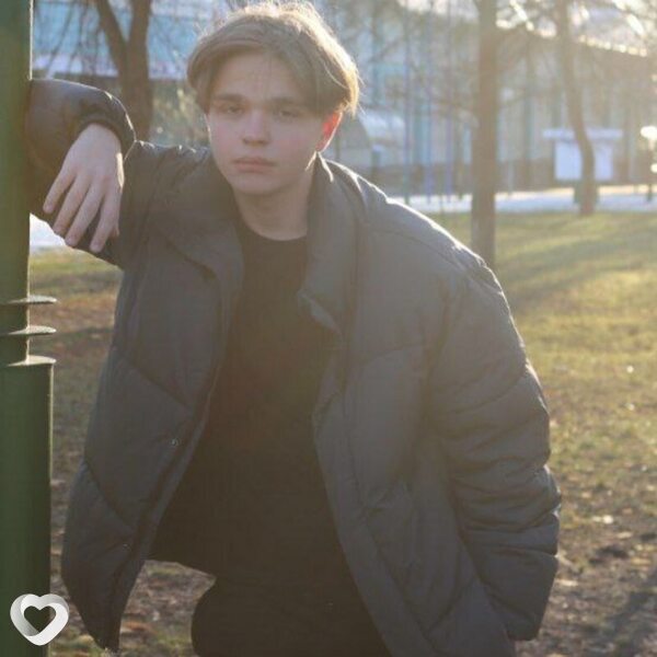 Женя, 21, Бресте — анкета №3729784