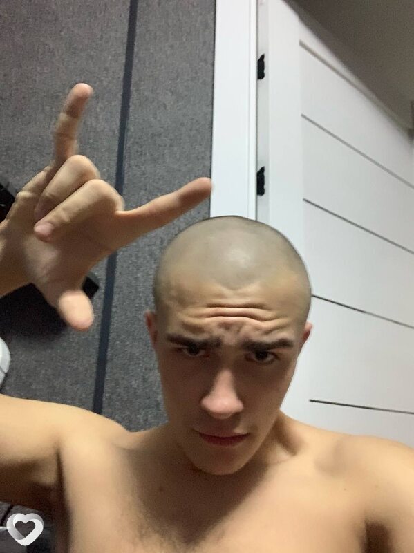 Артем, 21, Минске — анкета №3729767