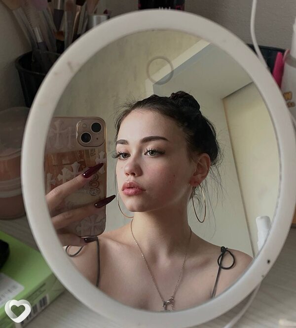 Ангелина, 21, Донецк (Ростовская Обл.) — анкета №3729910