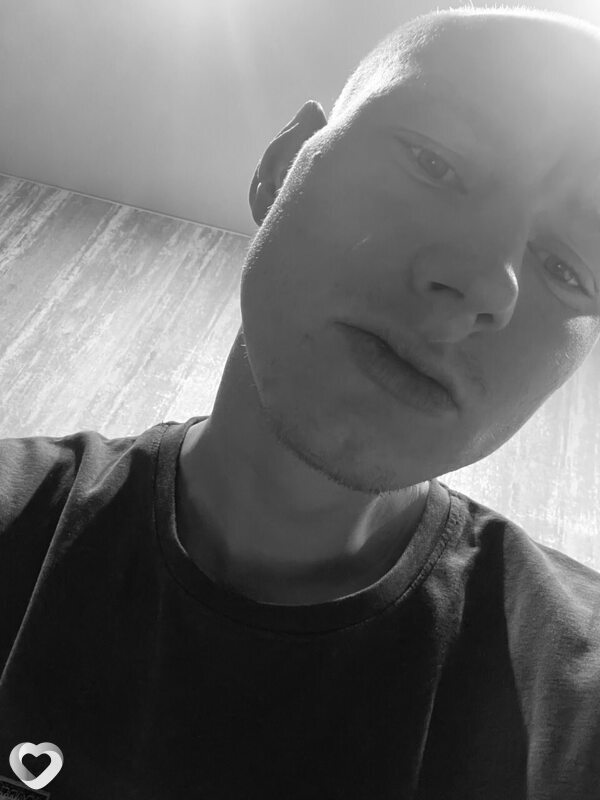 Кирилл, 23, Великом Новгороде — анкета №3730192