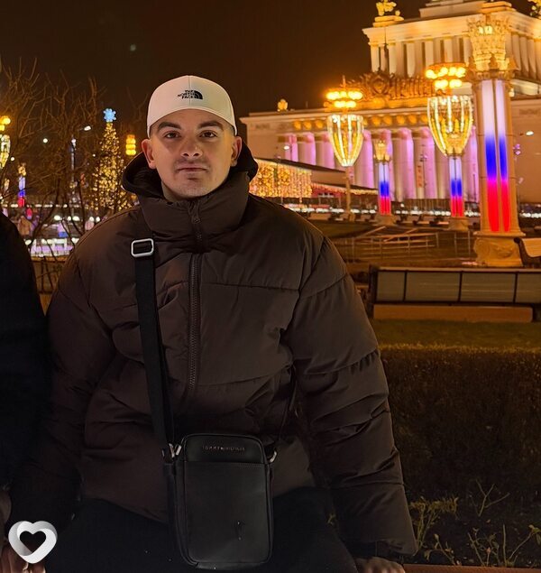 Артем, 22, Москве — анкета №3730427