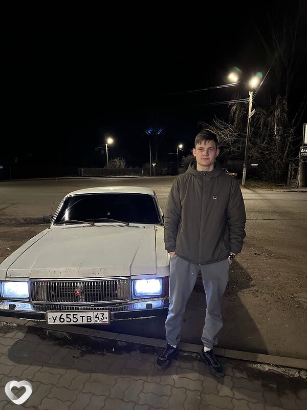 Михаил, 20, Кирове — анкета №3730531