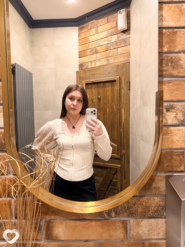 Ирина, 22, Калининграде — анкета №3730659