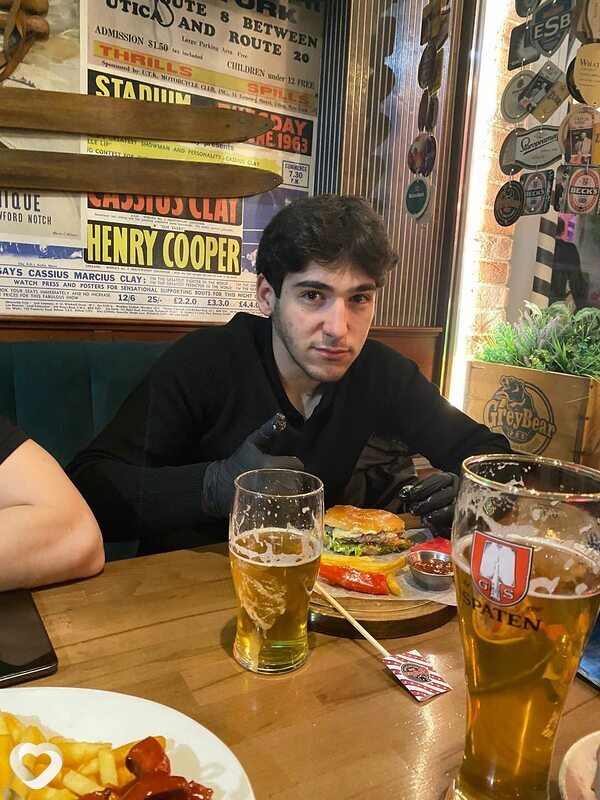 Михаил, 19, Краснодаре — анкета №3730775