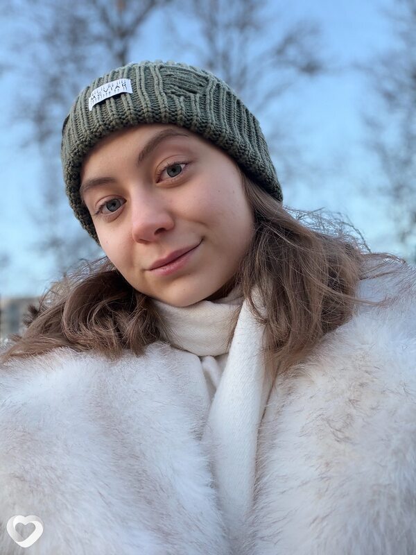 Виктория, 18, Санкт-Петербурге — анкета №3730978