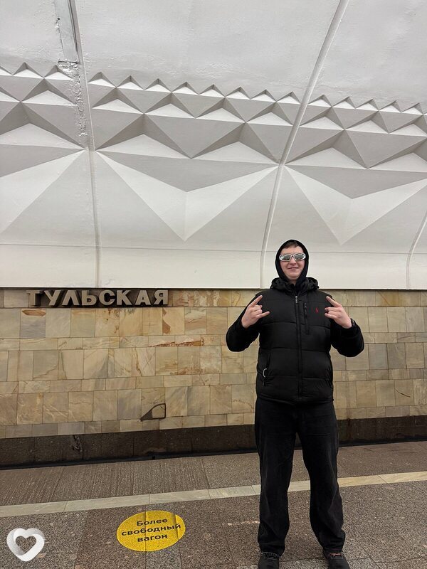Данил, 20, Москве — анкета №3731622