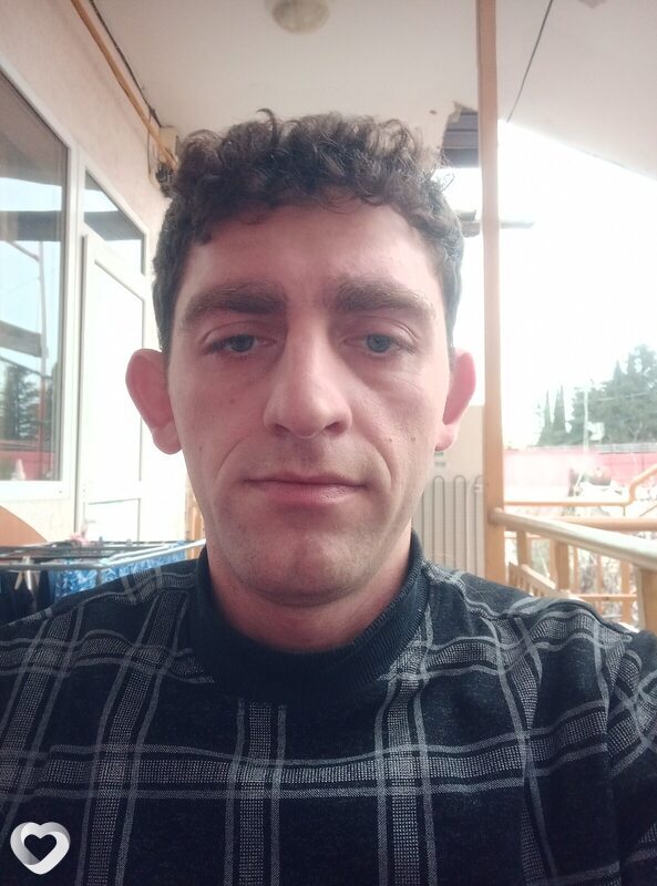 Артëм, 29, Адлер — анкета №3731475