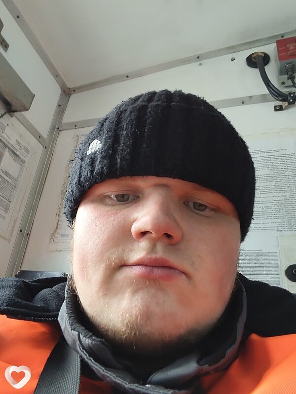 Данила, 21, Вольске — анкета №3731687