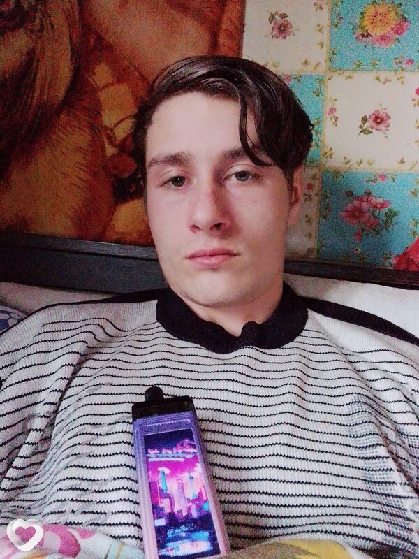 Игорь, 21, Лабинске — анкета №3731873