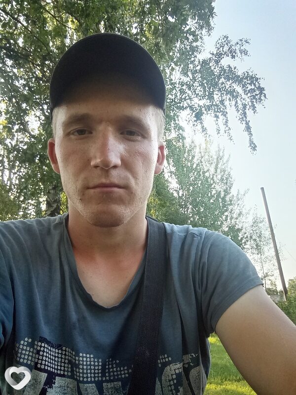 Антон, 24, Жлобине — анкета №3732843