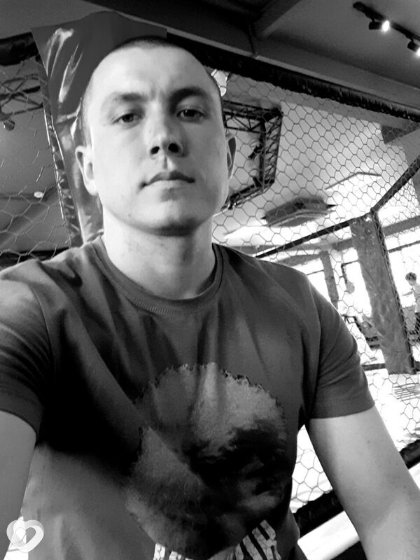 Андрей, 30, Донецке — анкета №3732756