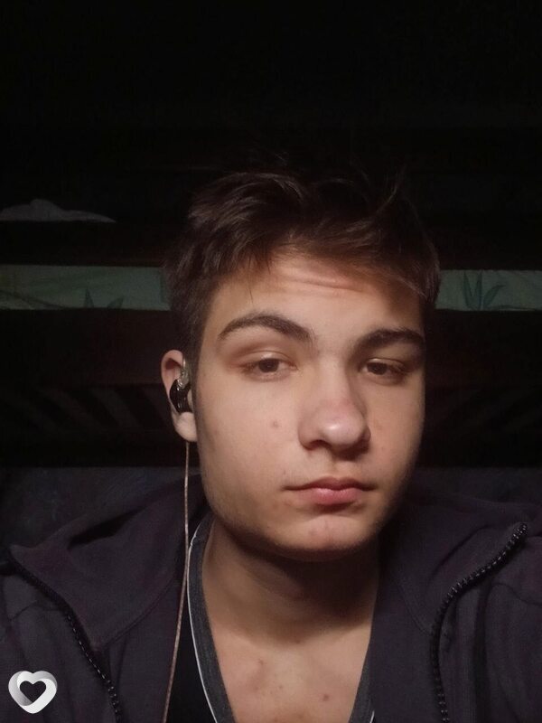 Влад, 19, Кривое Роге — анкета №3732889