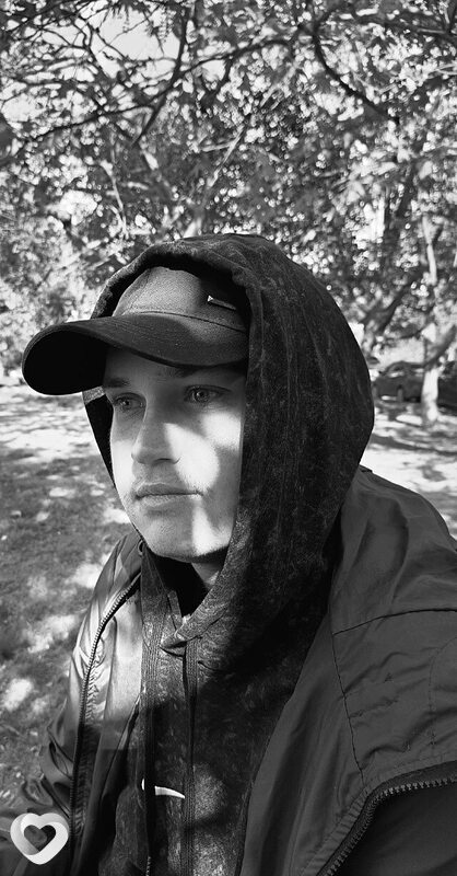 Илья, 23, Севастополе — анкета №3733064