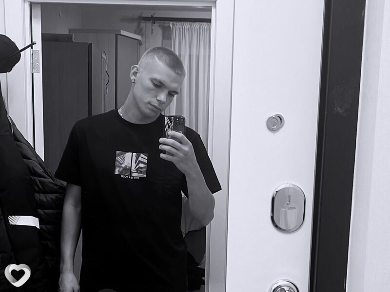 Илья, 23, Санкт-Петербурге — анкета №3733385