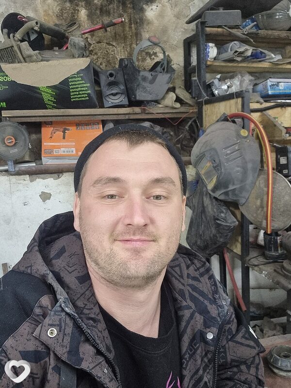 Евгений, 32, Партизанске — анкета №3733571