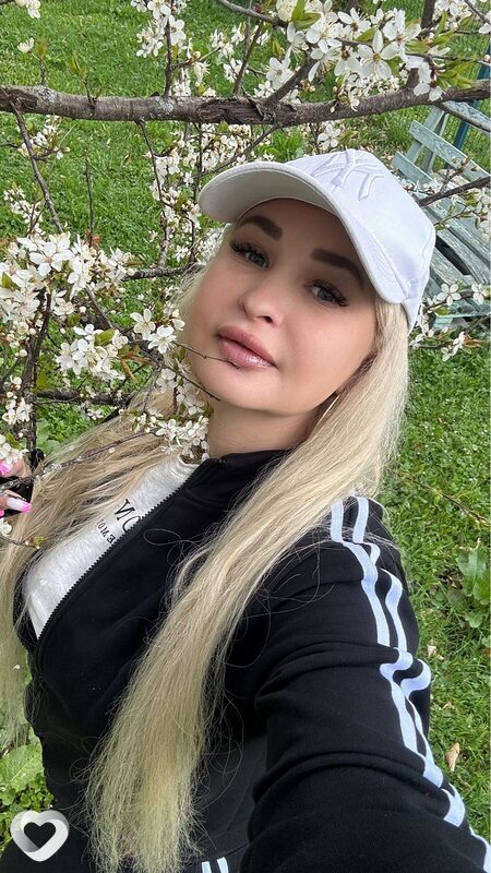 Карина, 38, Санкт-Петербурге — анкета №3733639