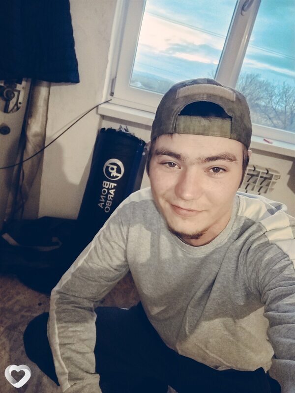 Юрий, 26, Феодосии — анкета №3733753