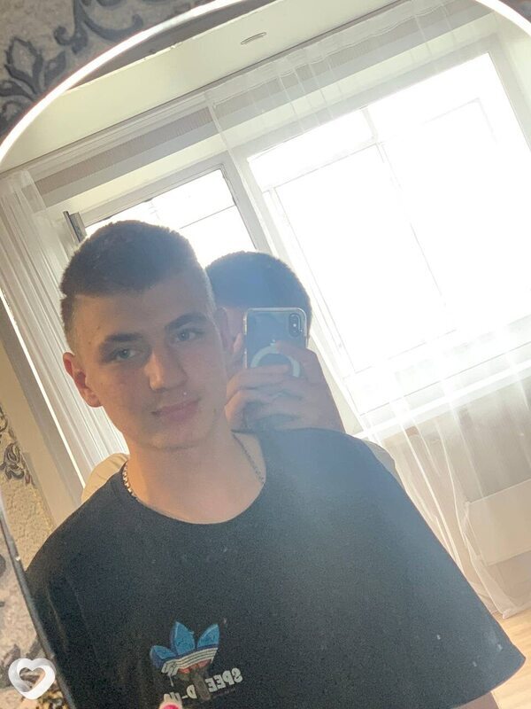 Вадим, 20, Красноярске — анкета №3733905