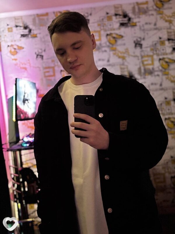 Артём, 28, Минске — анкета №3734797