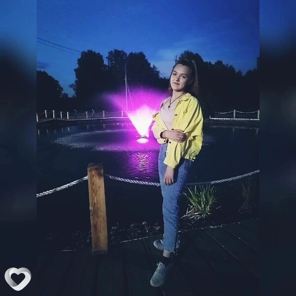 Елена, 21, Томске — анкета №3735653