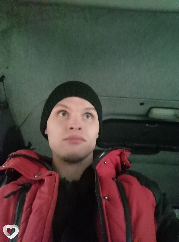 Арсений, 25, Череповце — анкета №3736093