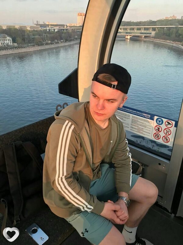 Илья, 24, Москве — анкета №3736428