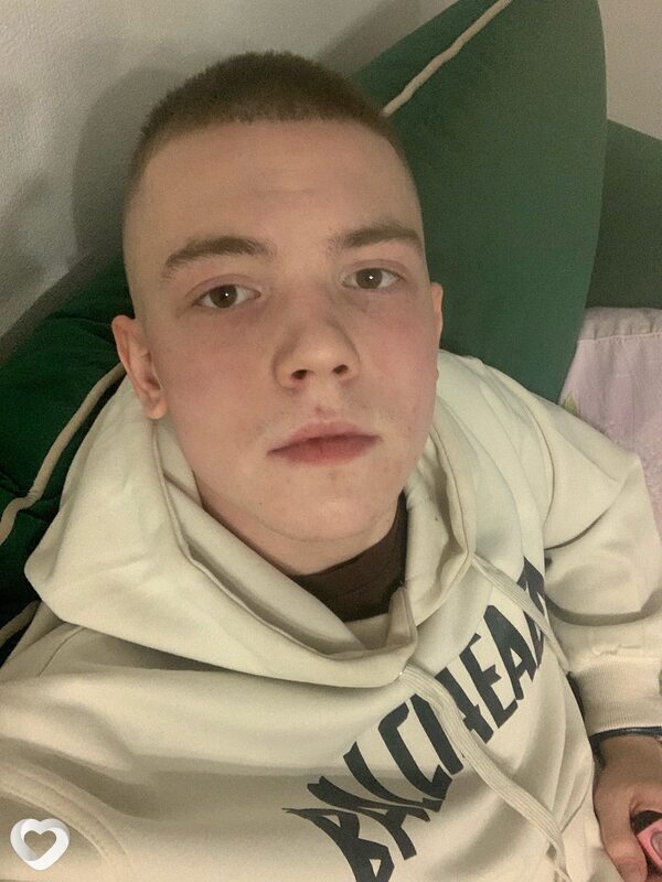 Дима, 20, Санкт-Петербурге — анкета №3736779